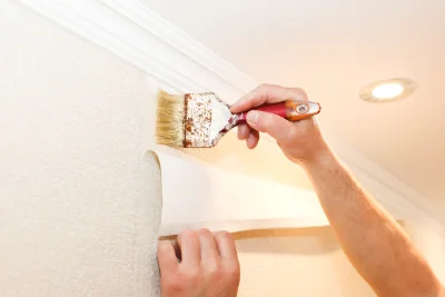 Pose de papier peint à Préneron — revêtements muraux et toiles de verre